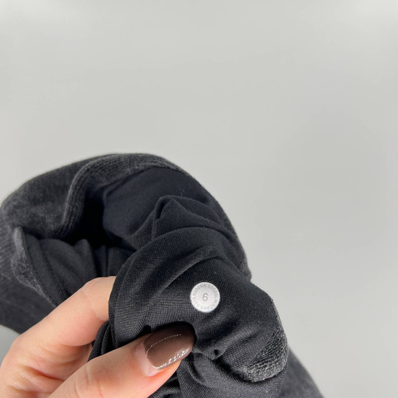 Lululemon Black/Gray Velour Warm Down Jogger 6 - Picture 4 of 4